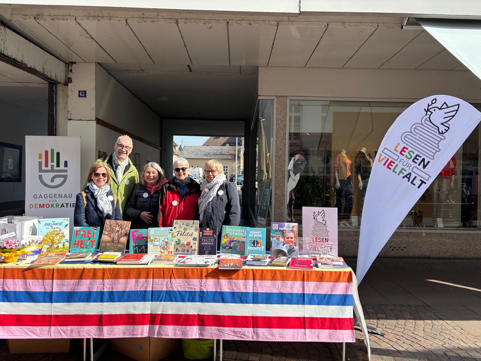 Letzter Infostand vor dem Wahltag! „Wir wählen Demokratie“